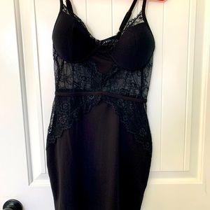 Stretchy dress. Lace. Size M. Haute Monde brand. #w25